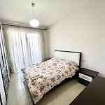 James Apartment
